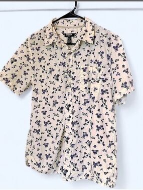 RSQ Cream Short Sleeve Button-Down with Navy Floral Print